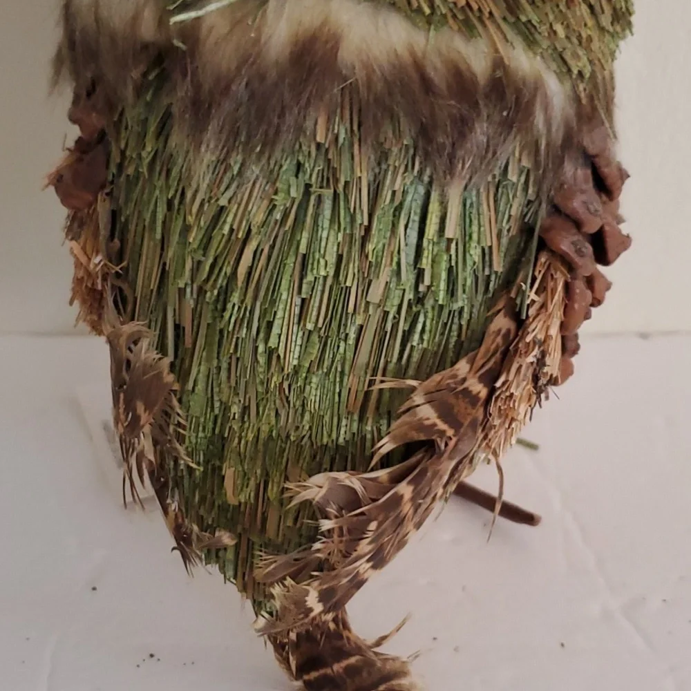 Fall Feathered Straw Animal Owl 8" - Picture 4 of 5